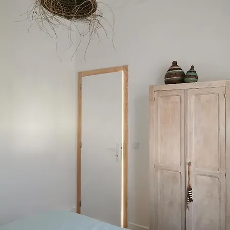 La Petite Etoile أنديرنو لي بان